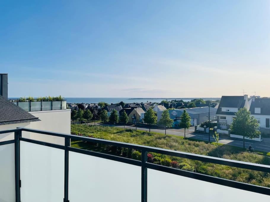Appartement Lumineux Et Spacieux, Terrasse Et Parking Prive Concarneau Luaran gambar